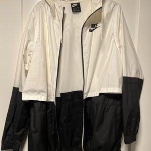 New Nike Windbreaker